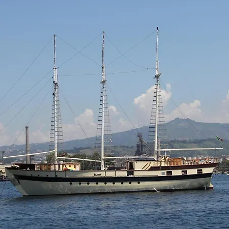 El Pirata Boat